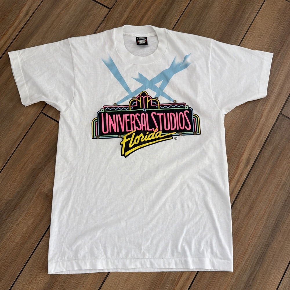 White Universal Studios Florida Graphic Large TShirt